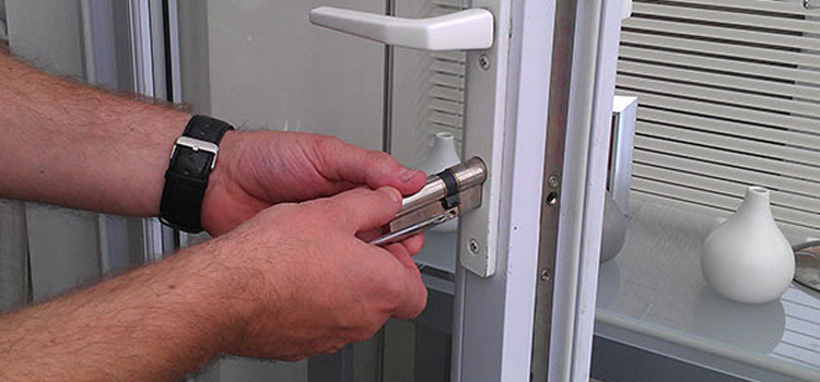 Commercial Door Lock Repair in Casa de Oro-Mount Helix